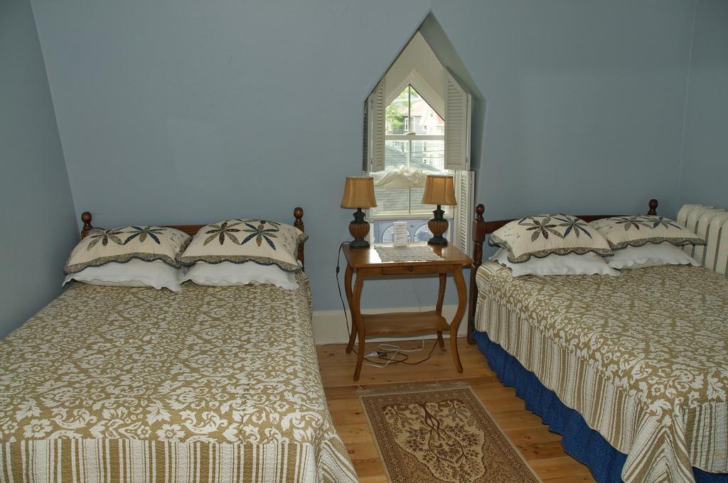 Bluenose Lodge Lunenburg Δωμάτιο φωτογραφία